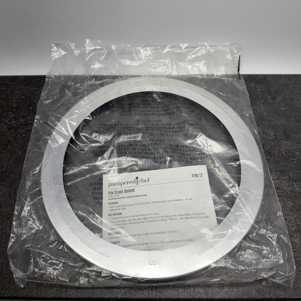 New Pampered Chef 10" Pie Crust Shield Protector Model 1715 Sealed Made in USA